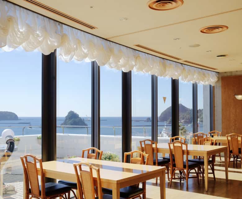 オーシャンビューレストラン