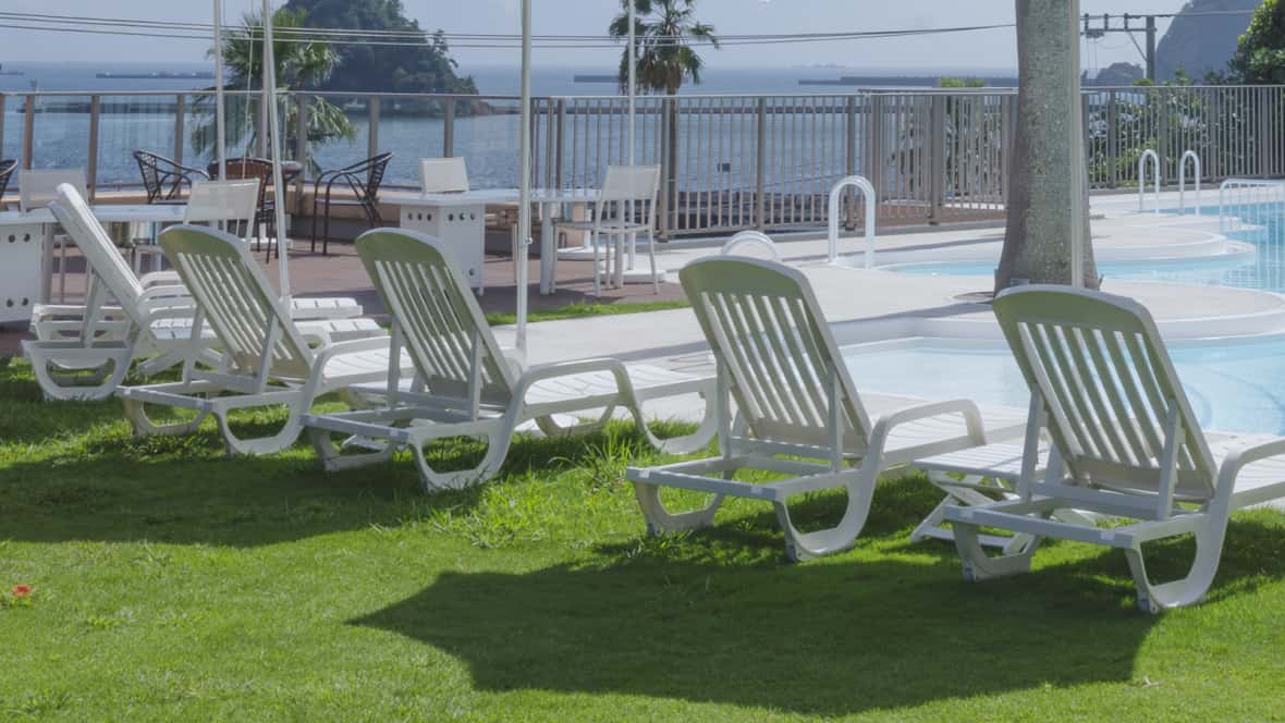 サマーベッドや更衣室完備