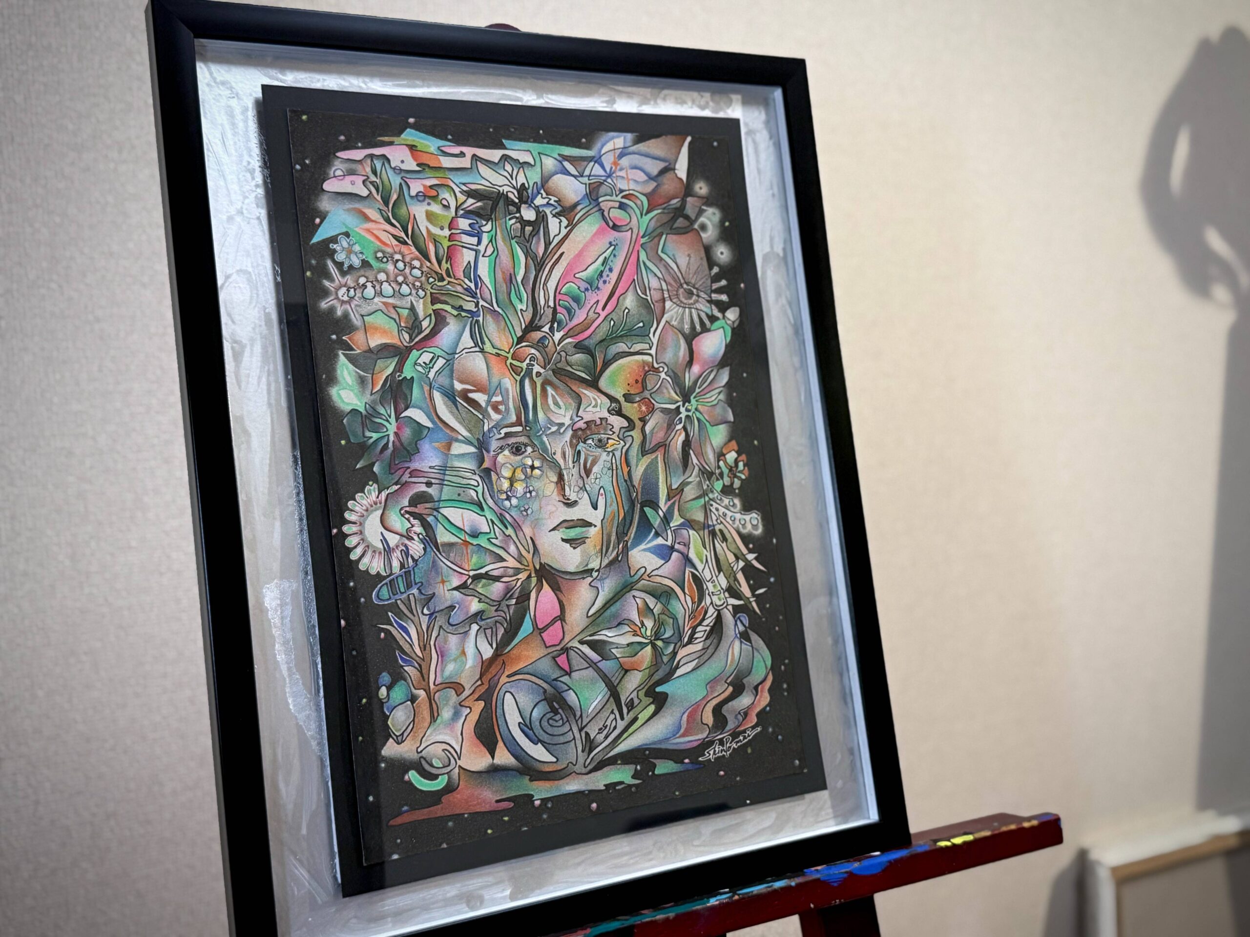 『花壇』には、好きなものに囲まれた女性を描いた。